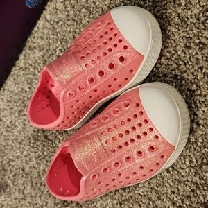 Girls shoes
